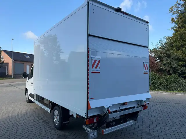 Renault Master view 8