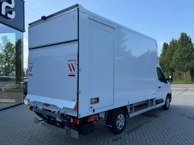 Renault Master view 10
