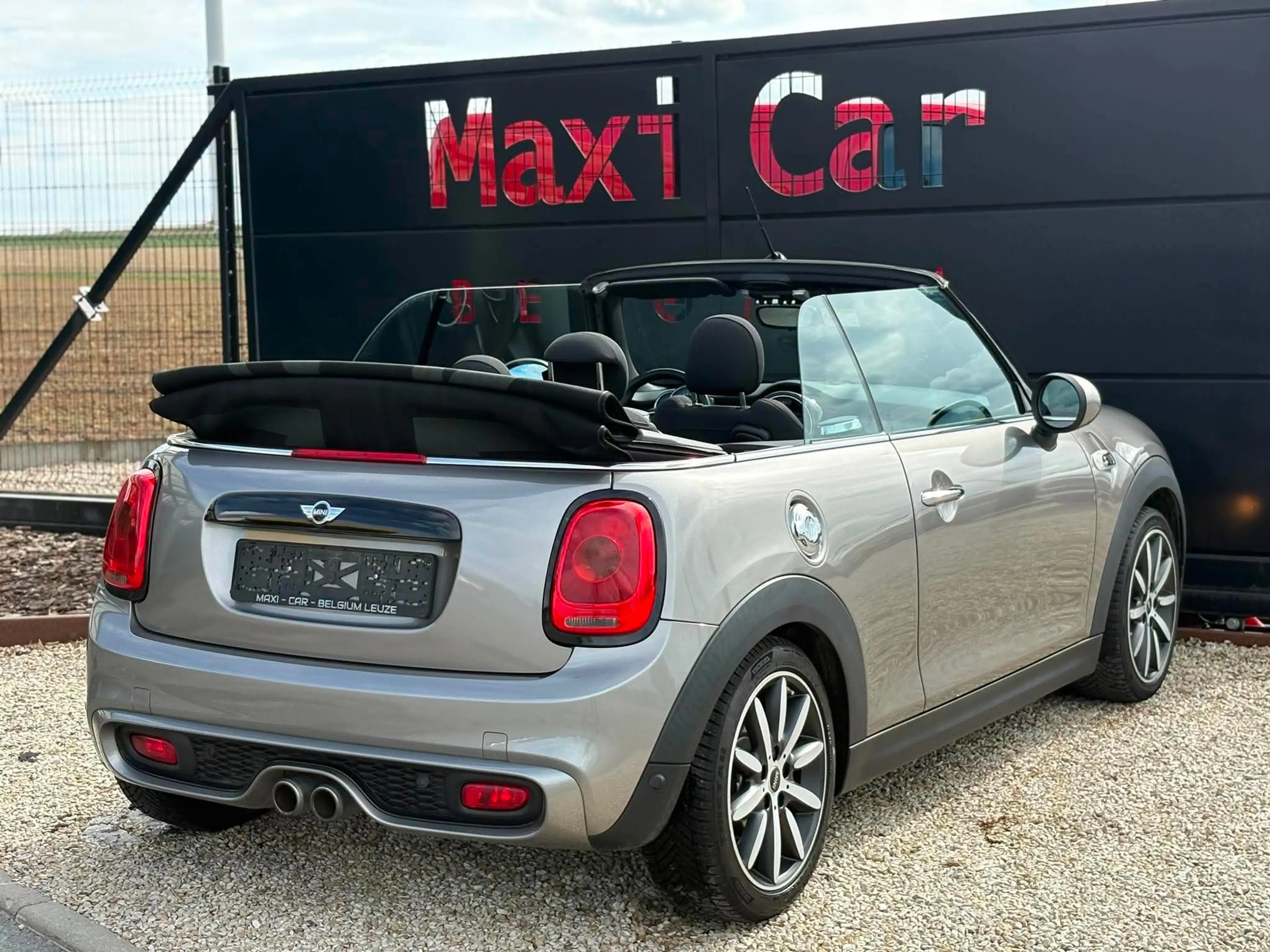MINI Cooper SD Cabrio Mini Cabriolet 2.0 DAS Cooper S / Boite automatique / Système de navigation / — photo 4