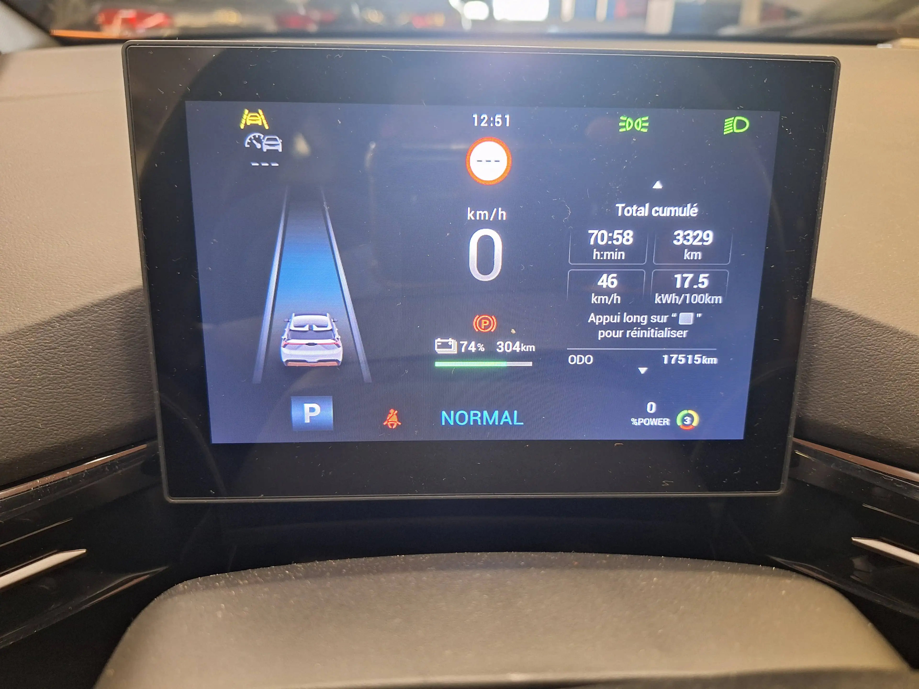 MG MG4 MG4 64 kWh Comfort Comfort — photo 8