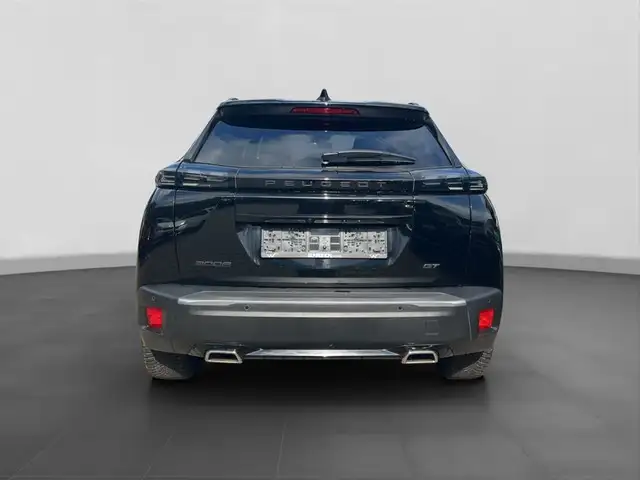 Peugeot 2008 view 4