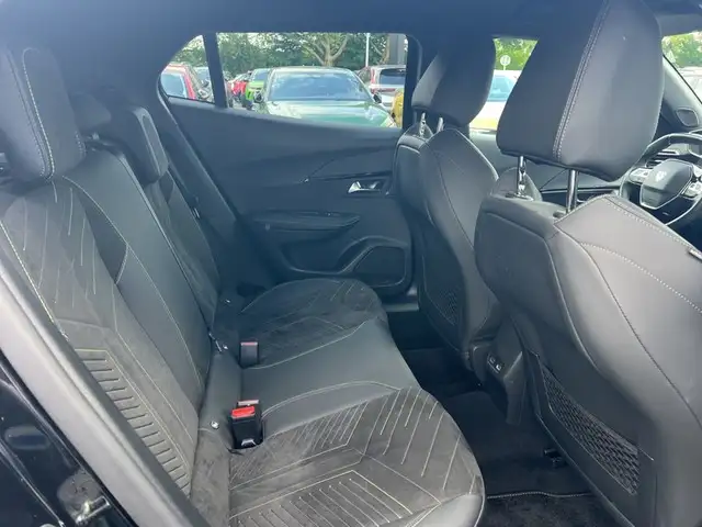 Peugeot 2008 view 14