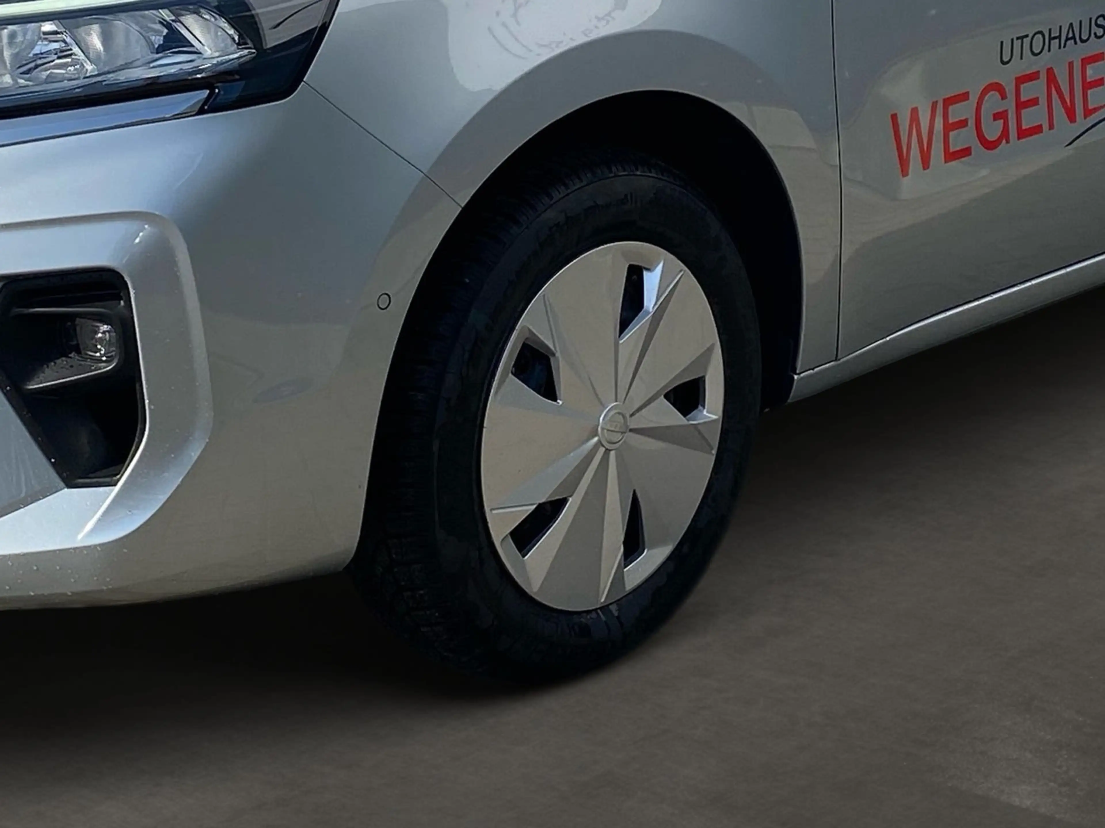 Nissan Townstar Kombi EV TEKNA LED 360°KAM SHZ Keyless — photo 6