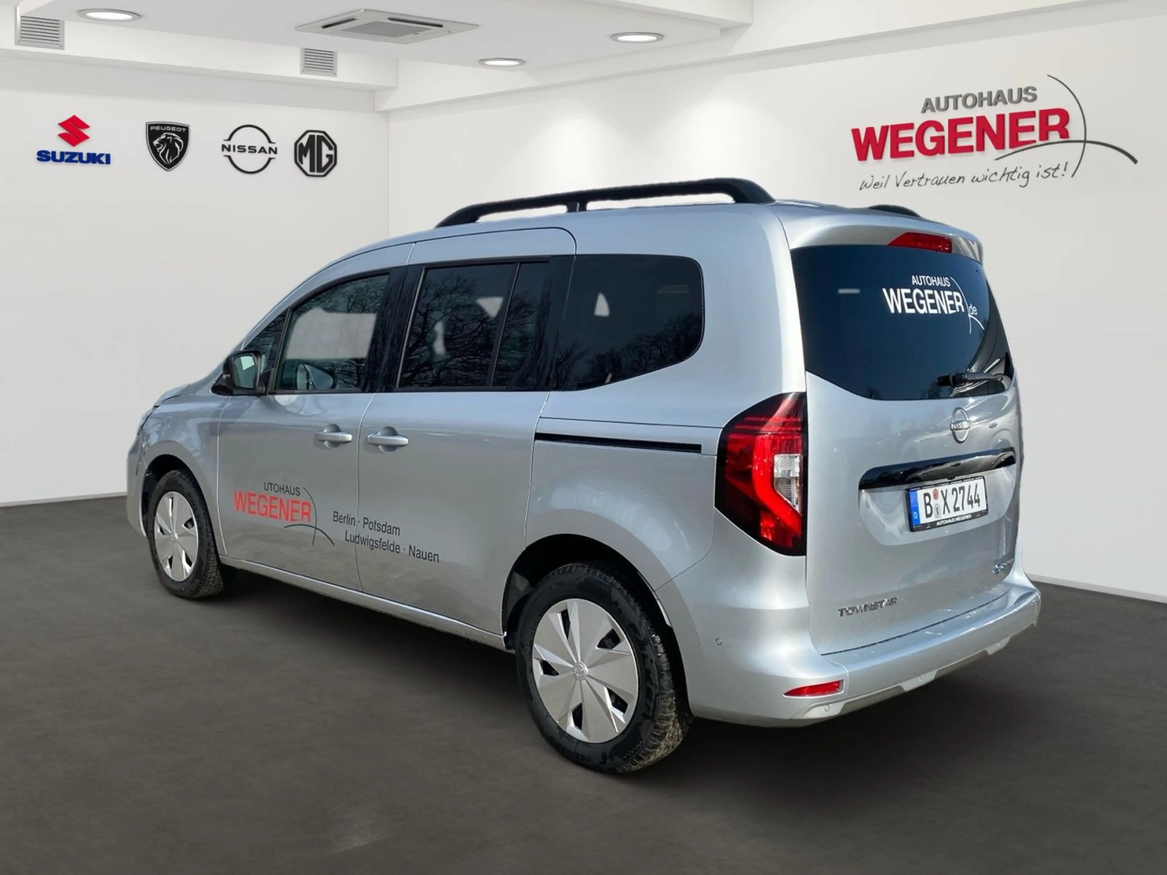 Nissan Townstar Kombi EV TEKNA LED 360°KAM SHZ Keyless — photo 4