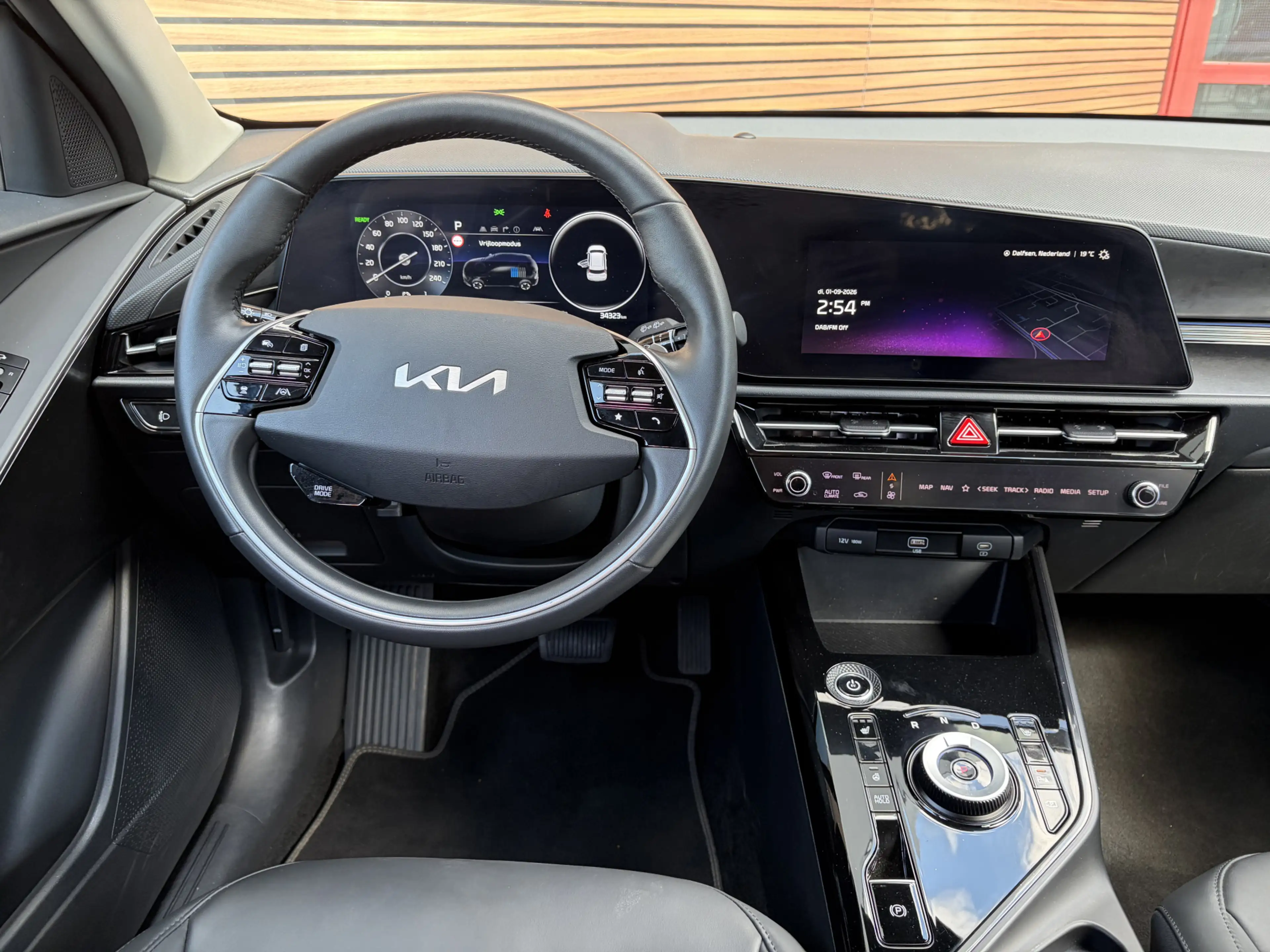 Kia e-Niro EV DynamicLine 64.8 kWh Cruise control adaptief / — photo 23