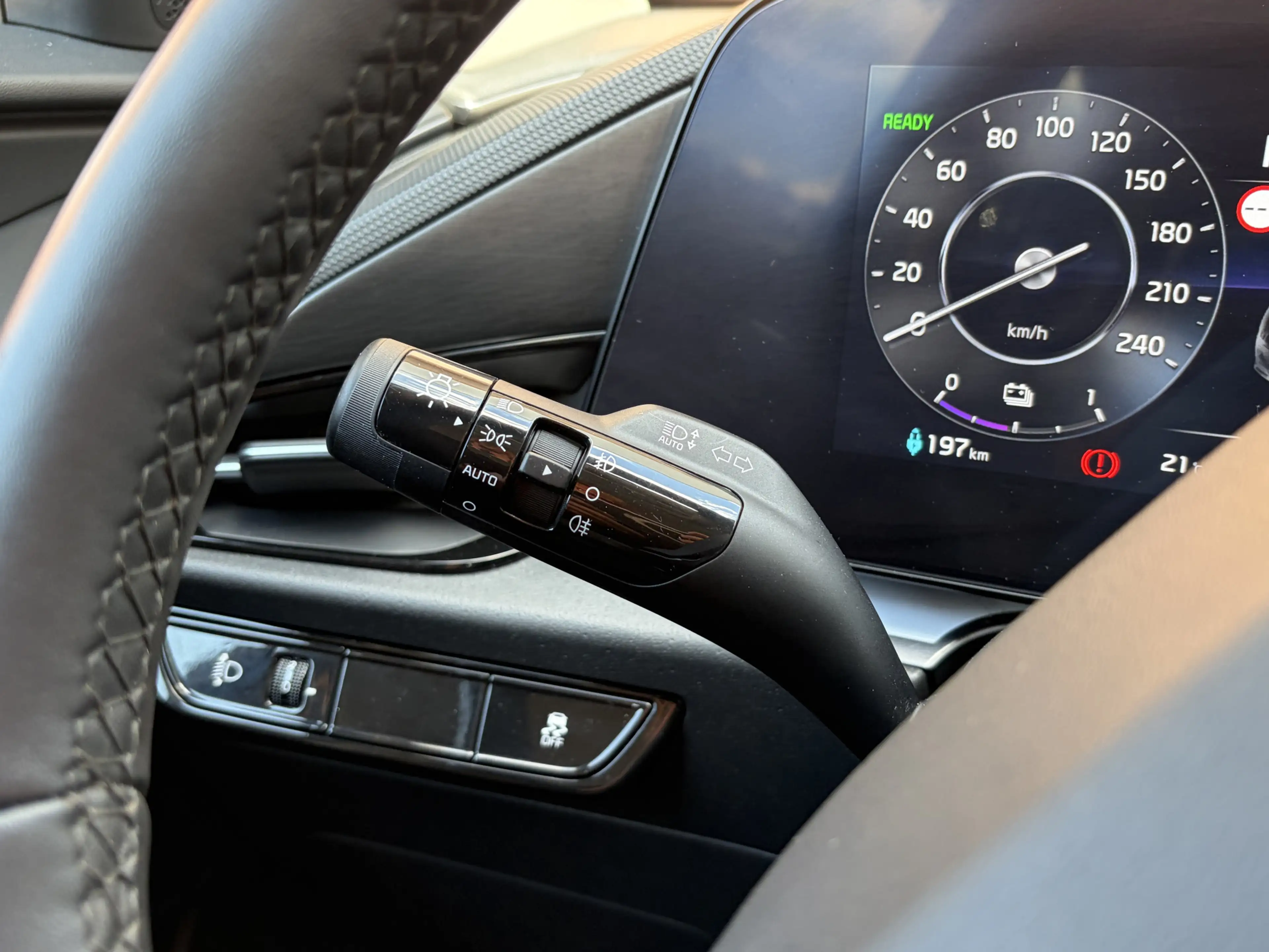 Kia e-Niro EV DynamicLine 64.8 kWh Cruise control adaptief / — photo 25