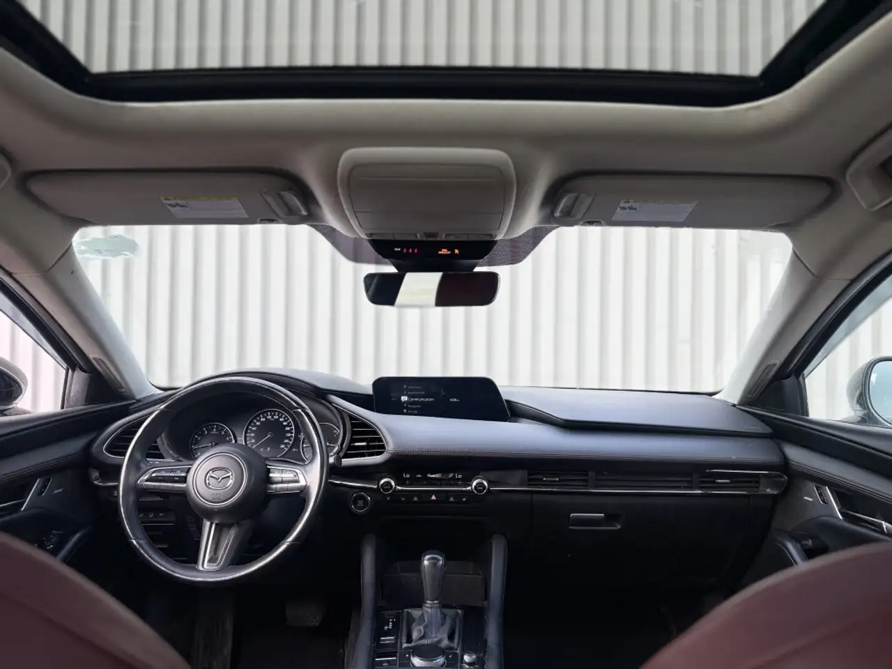 Mazda 3 снимка Mazda 3