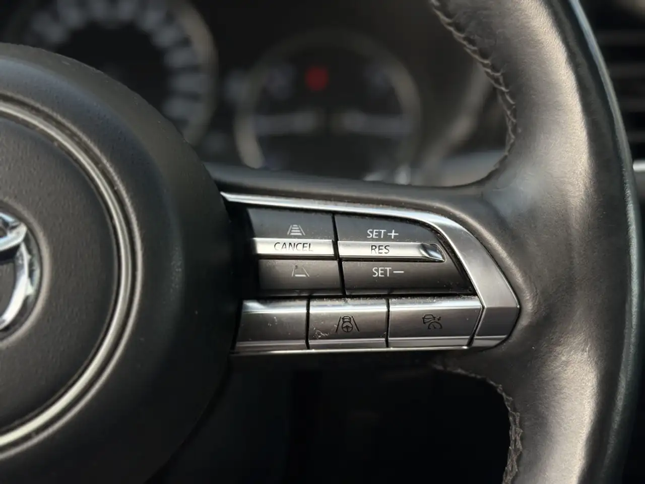 Mazda 3 снимка Mazda 3