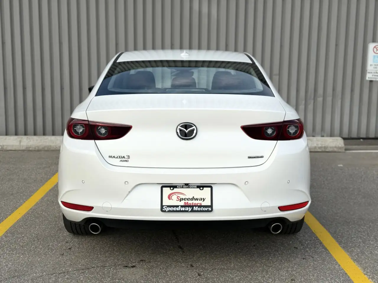 Mazda 3 снимка Mazda 3