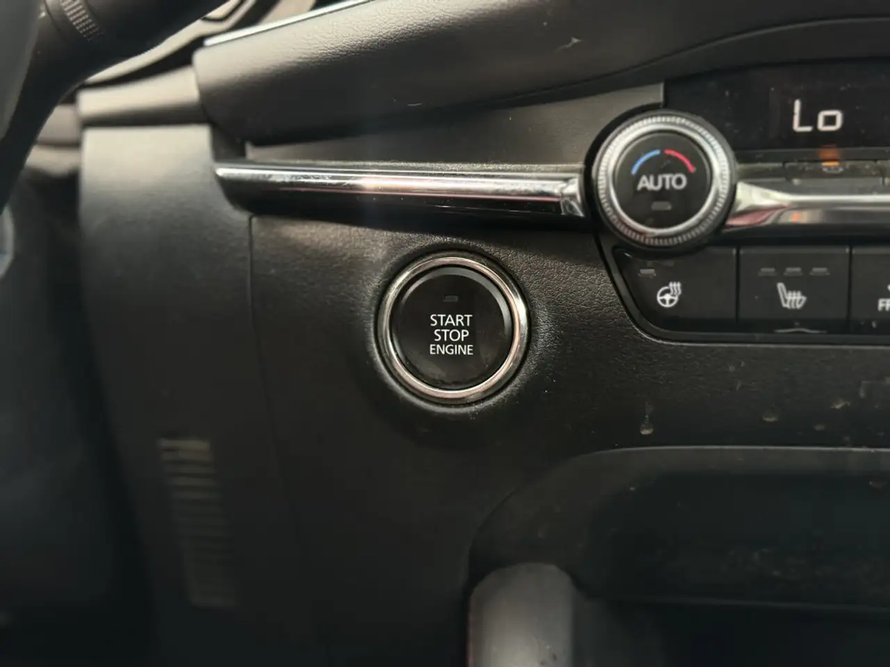 Mazda 3 снимка Mazda 3
