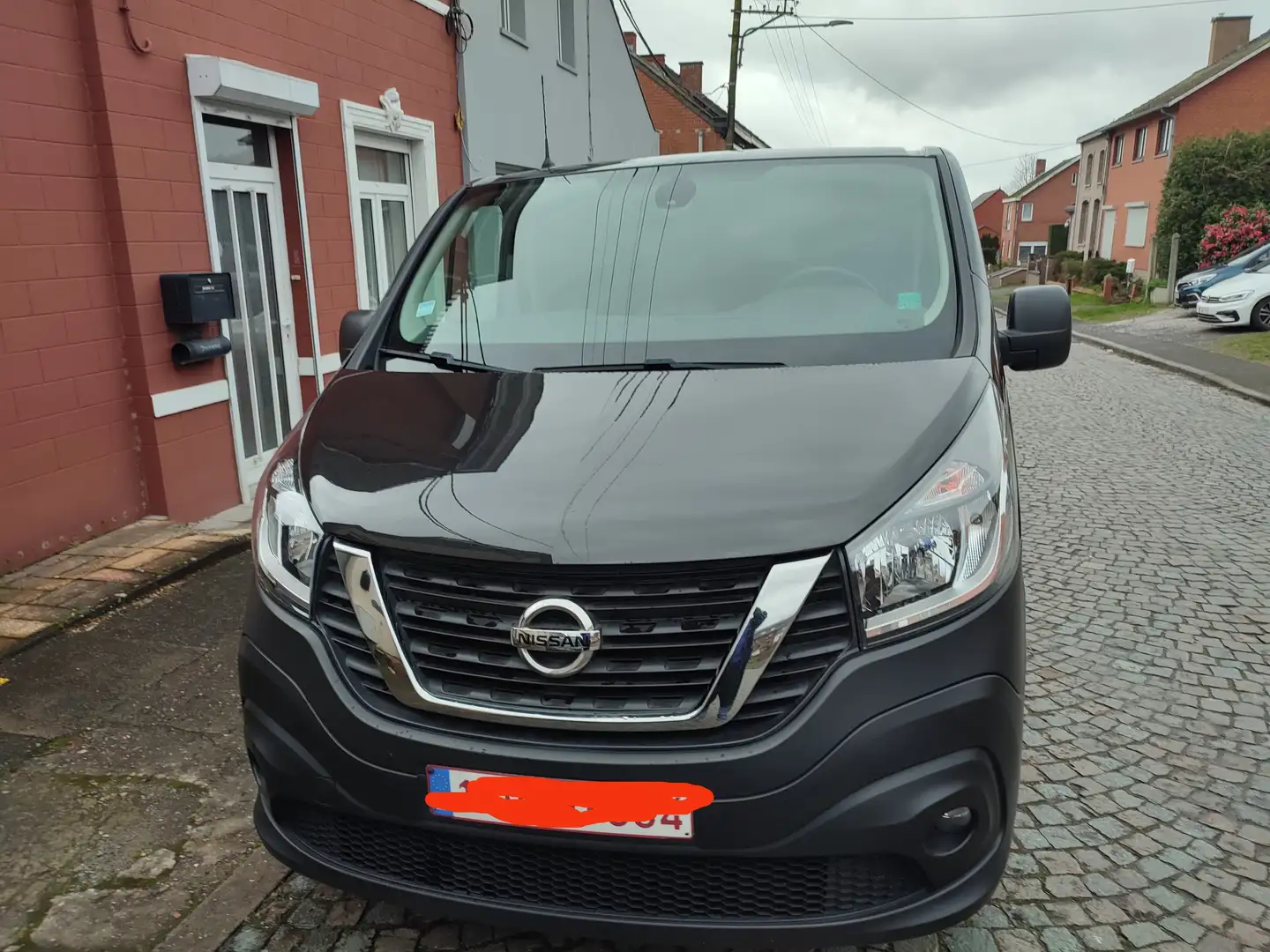 Nissan NV300 2.0 dCi L1H1 Acenta Schwarz - 2