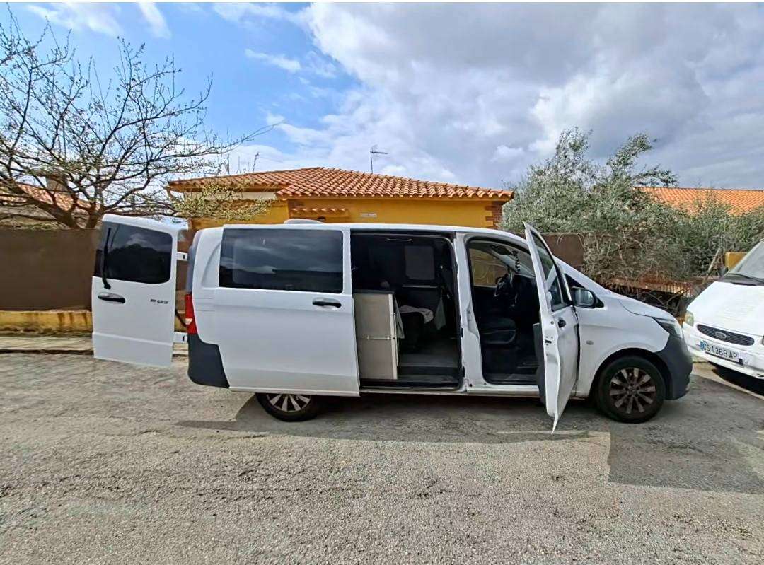 Mercedes-Benz Vito Vito Furgón 111CDI Larga - foto 1