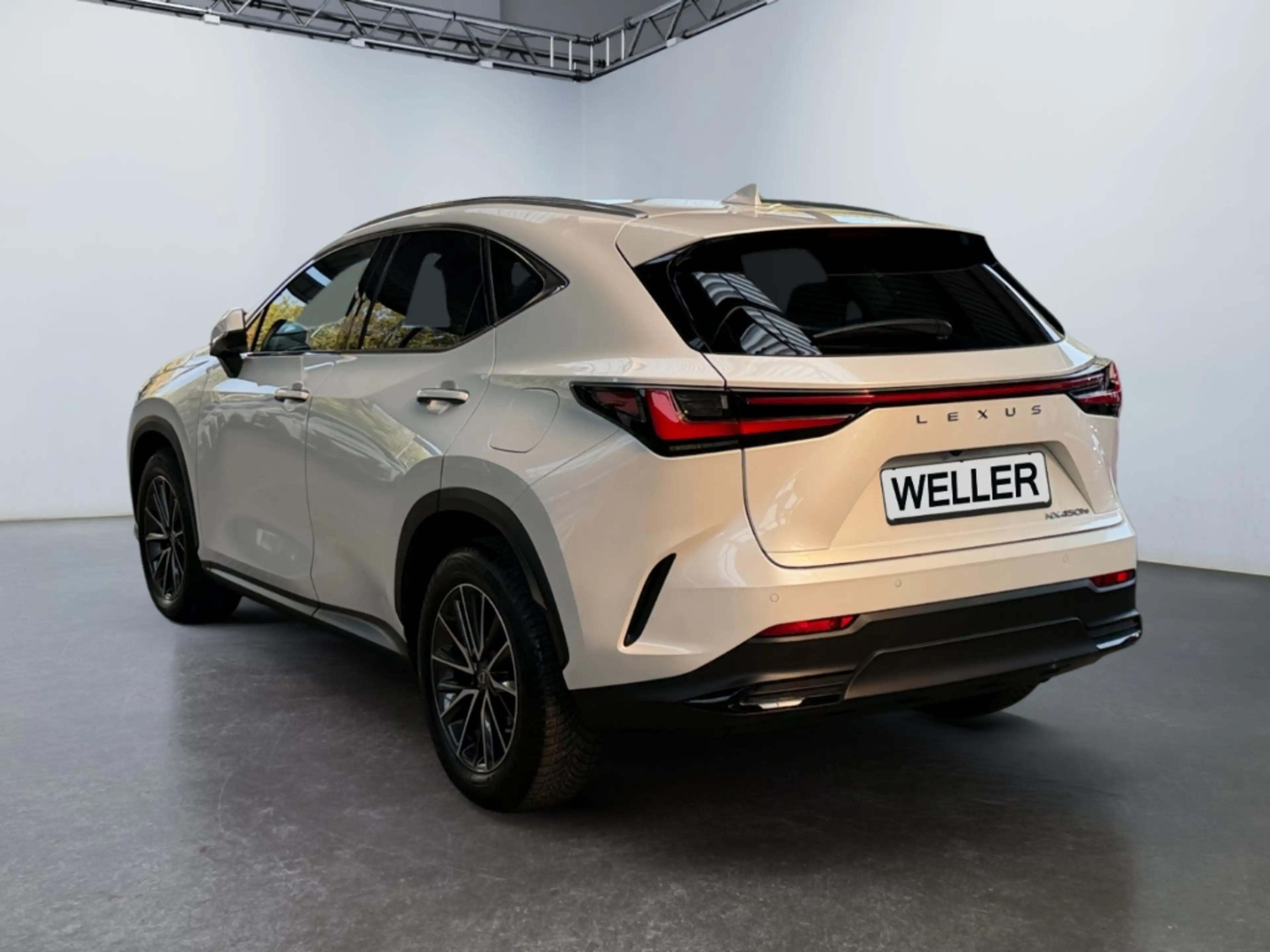 Lexus NX 450h+ Executive Line *360°*LED*4x4*PDC v.&h.* — photo 7