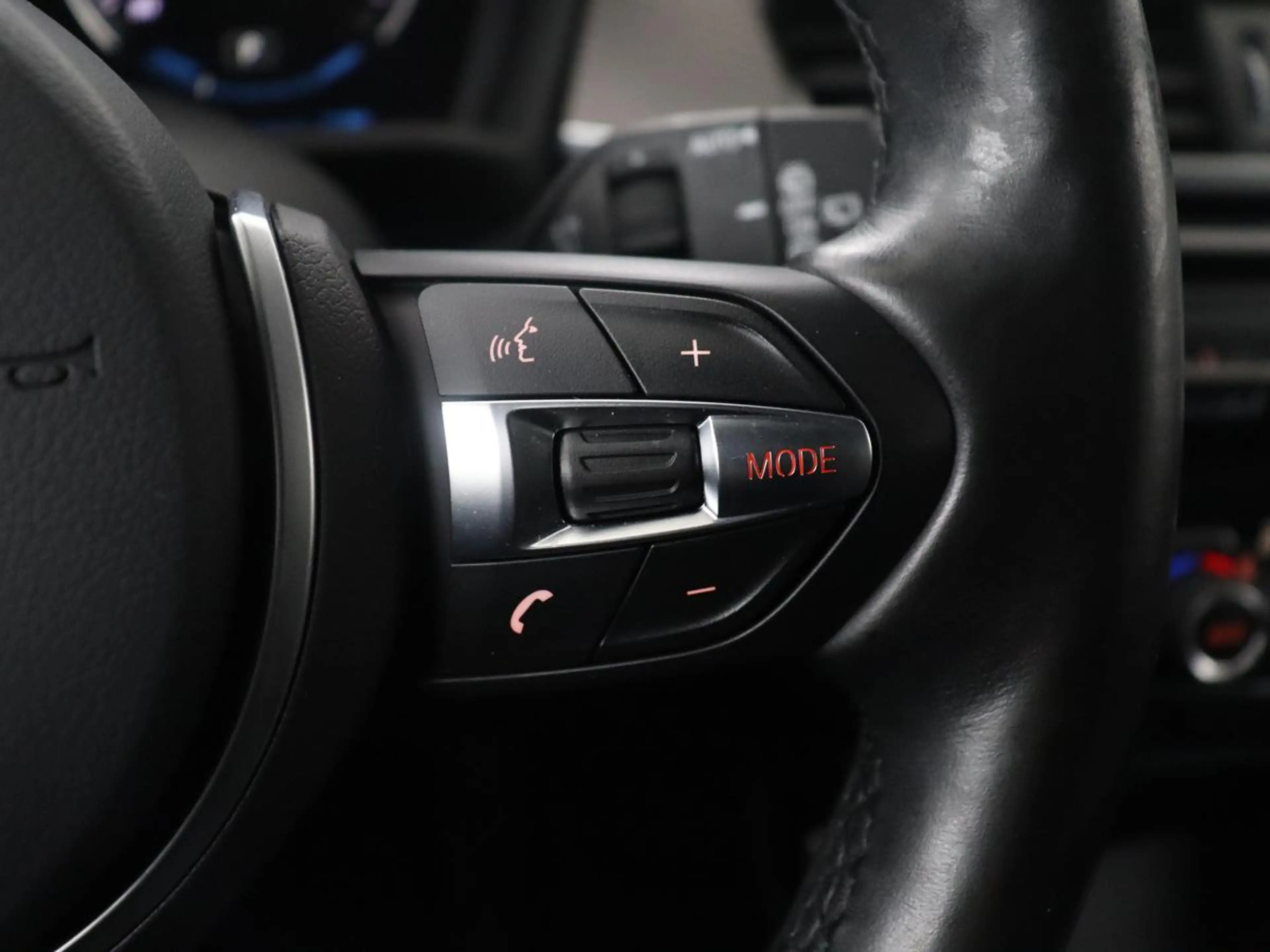 BMW X2 xDrive25e High Executive | Pano-Dak | Stoelverwarm — photo 20