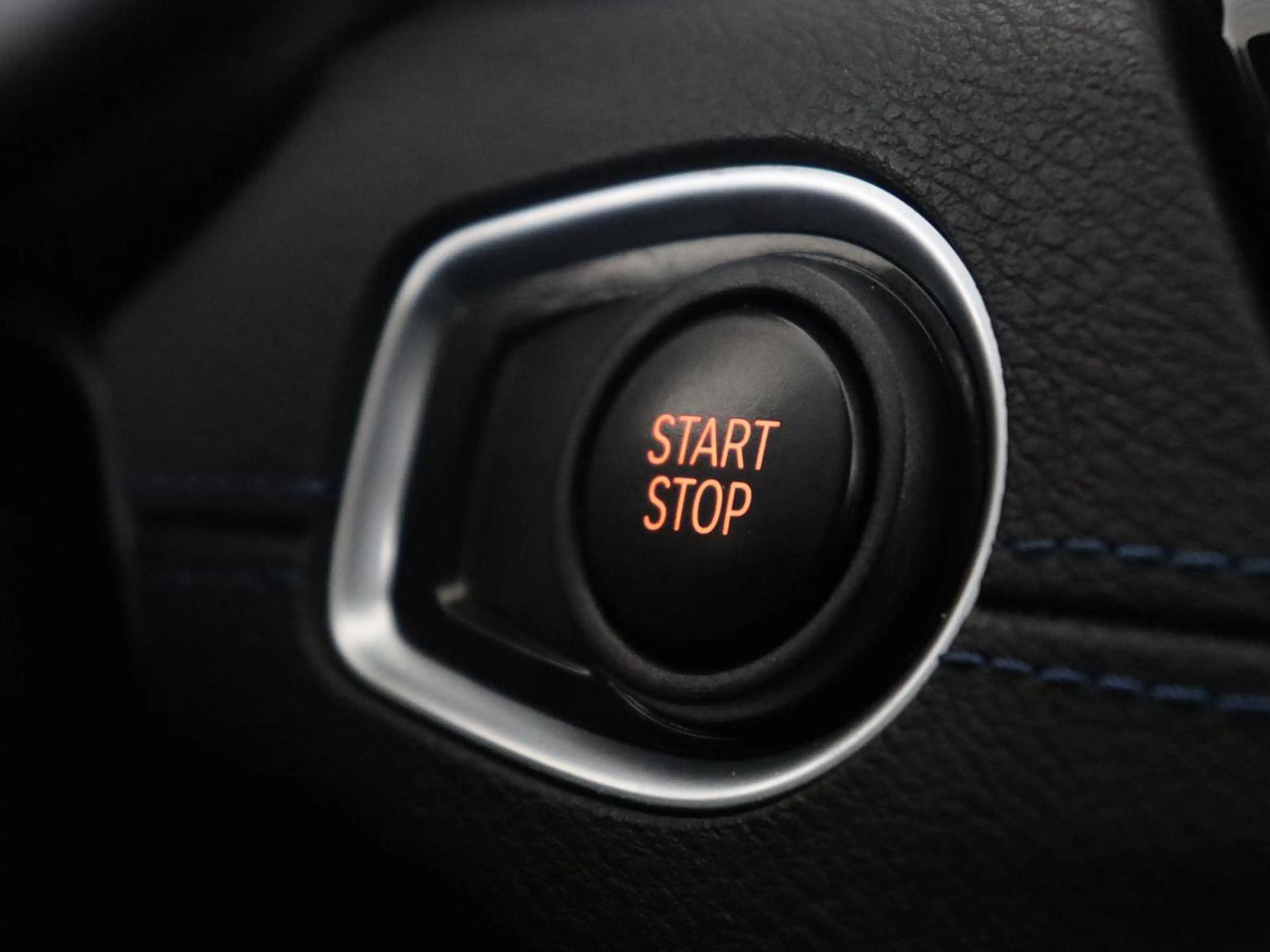 BMW X2 xDrive25e High Executive | Pano-Dak | Stoelverwarm — photo 32