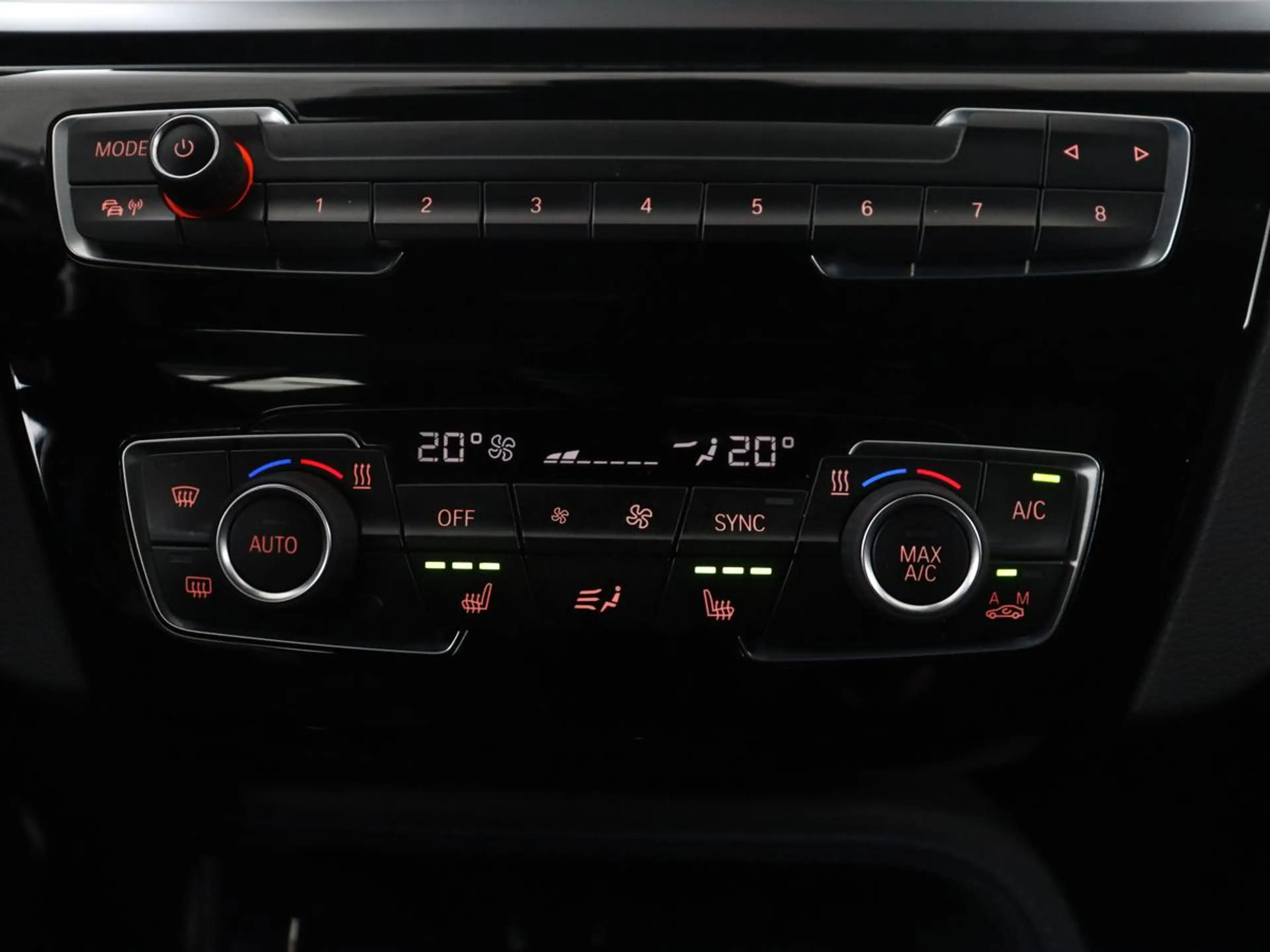 BMW X2 xDrive25e High Executive | Pano-Dak | Stoelverwarm — photo 31