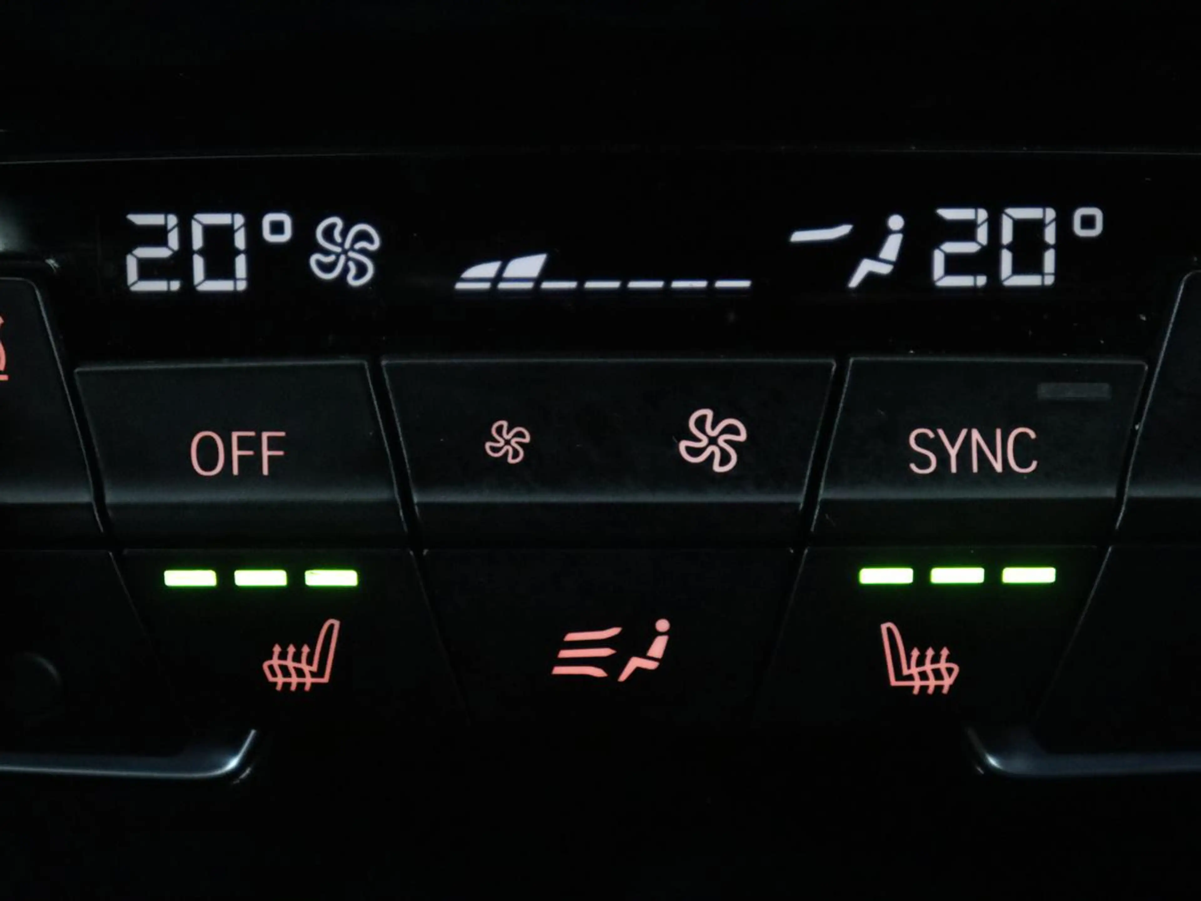 BMW X2 xDrive25e High Executive | Pano-Dak | Stoelverwarm — photo 5