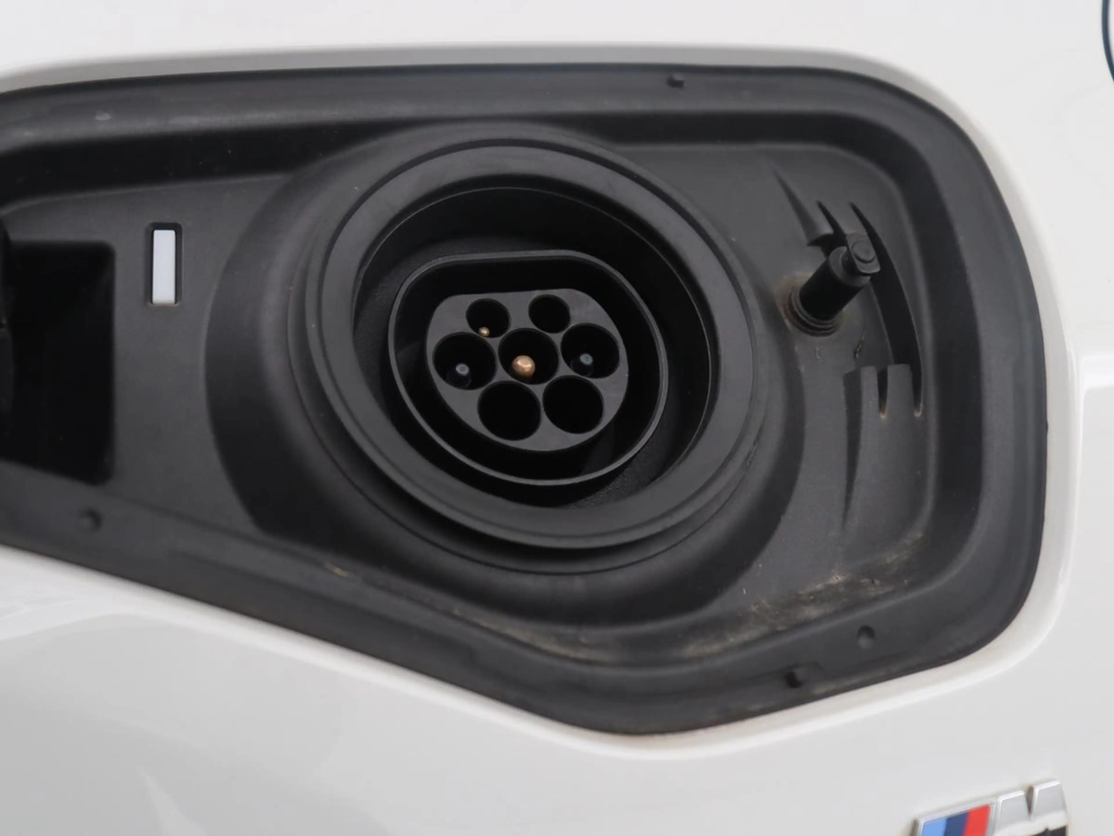 BMW X2 xDrive25e High Executive | Pano-Dak | Stoelverwarm — photo 14
