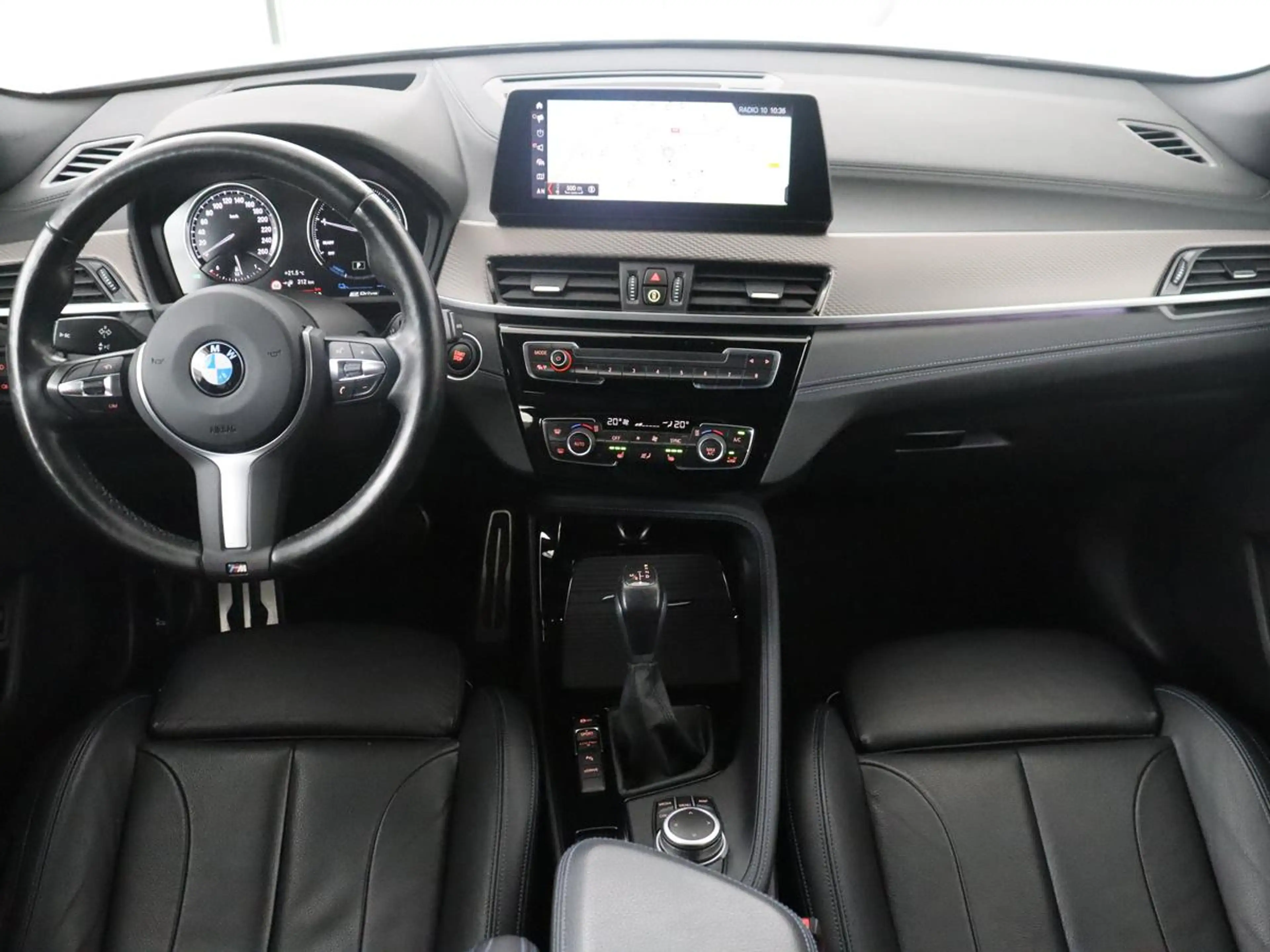 BMW X2 xDrive25e High Executive | Pano-Dak | Stoelverwarm — photo 3
