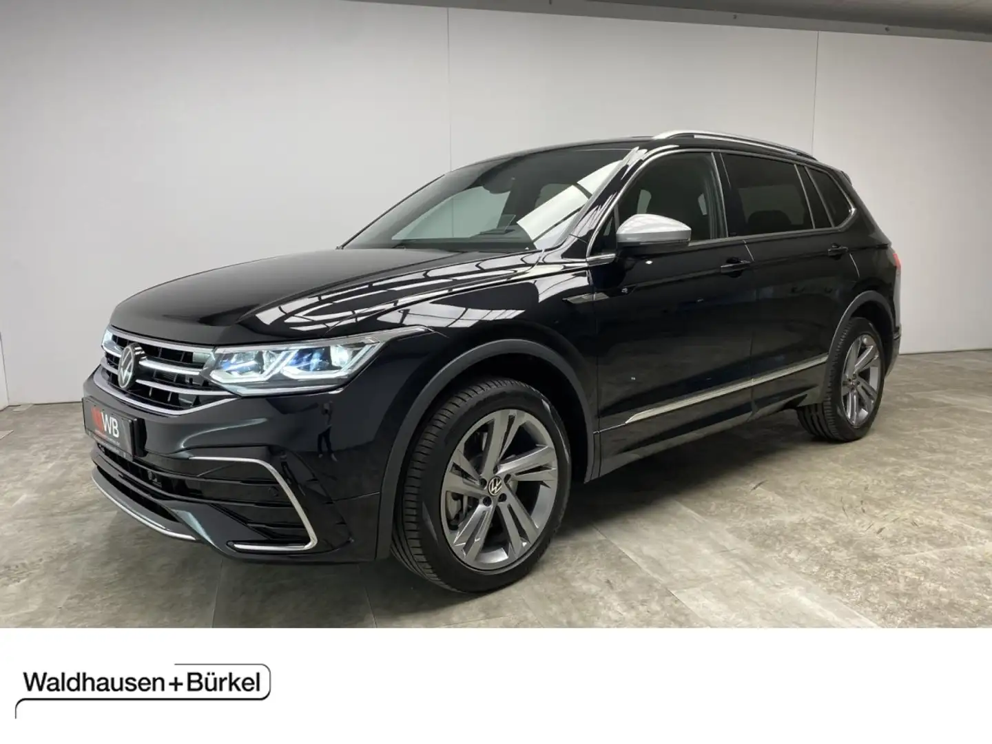 Volkswagen Tiguan Allspace 2.0 TSI DSG R-Line 4Motion 7-Sitzer Klima Navi Schwarz - 1