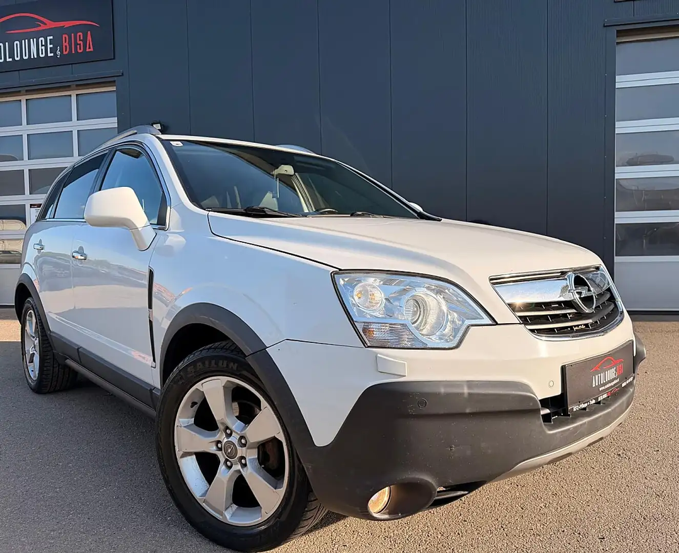 Opel Antara Cosmo 2,0 CDTI 4x4, PICKERL:10/2026, LEDER, KLI... Weiß - 1
