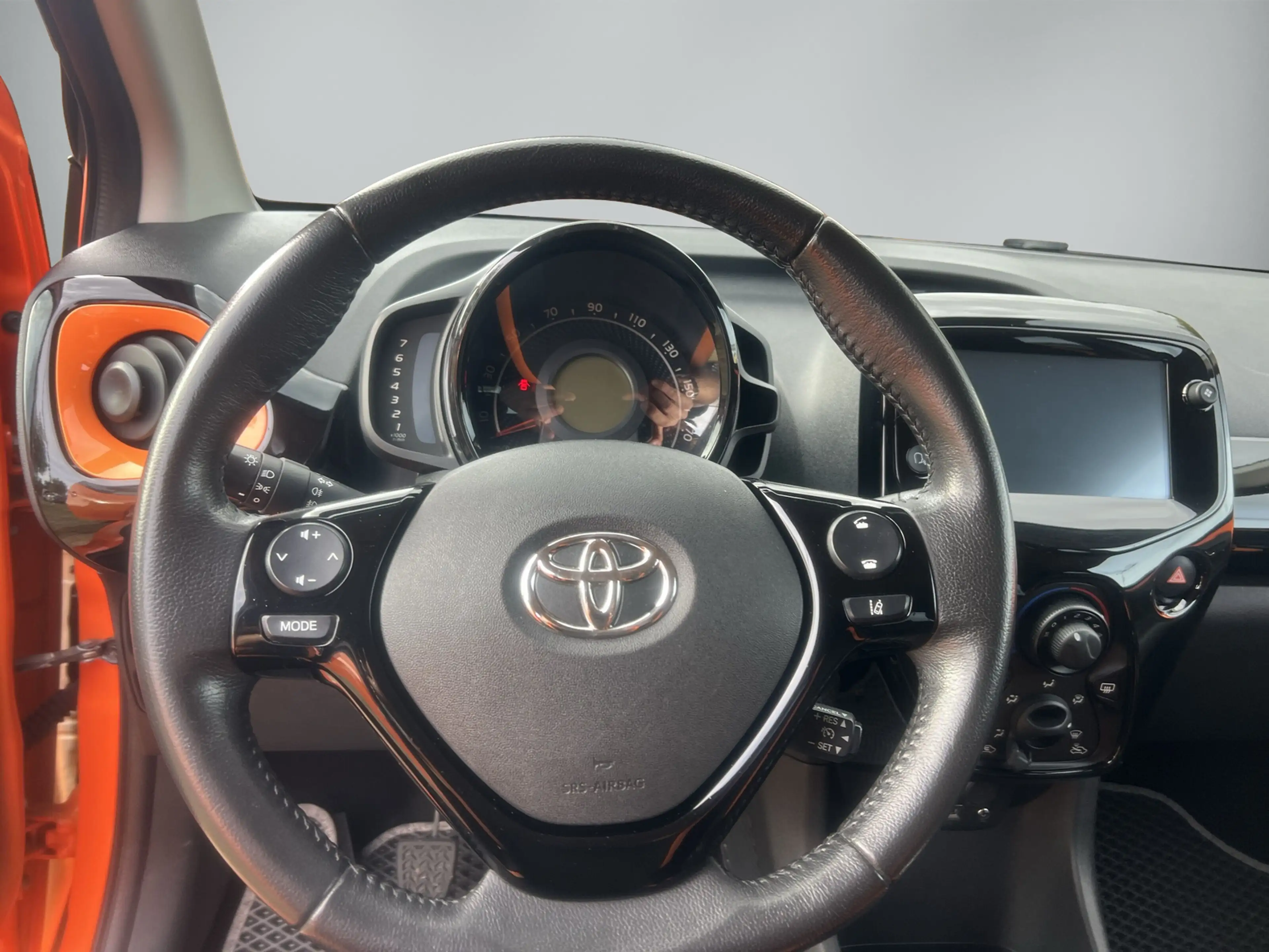 Toyota Aygo 1,0 Benzin 5-Gang 5Trg x-cite Ausstattung — photo 12