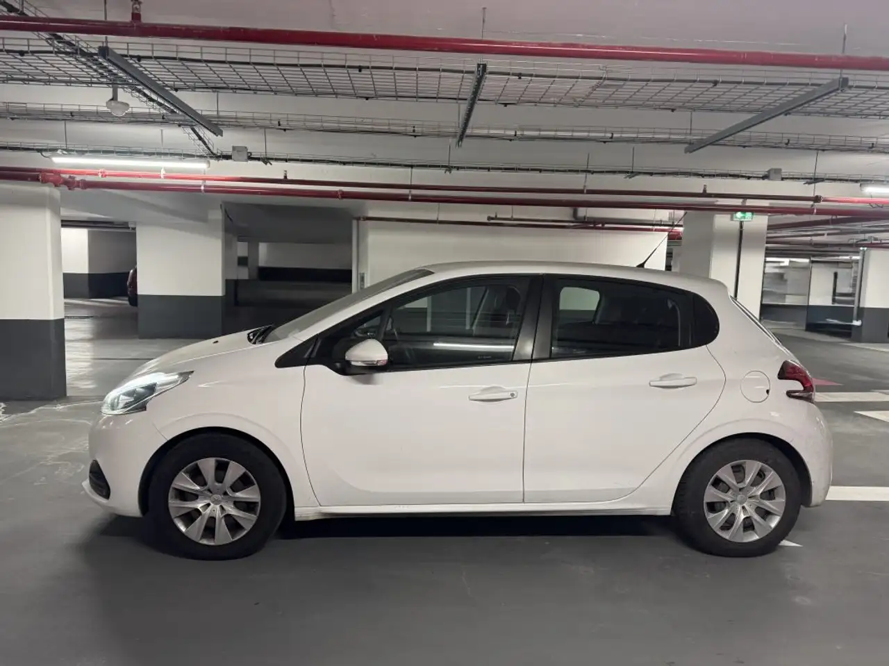 Peugeot 208 208 — photo 6