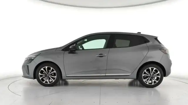 Renault Clio view 3