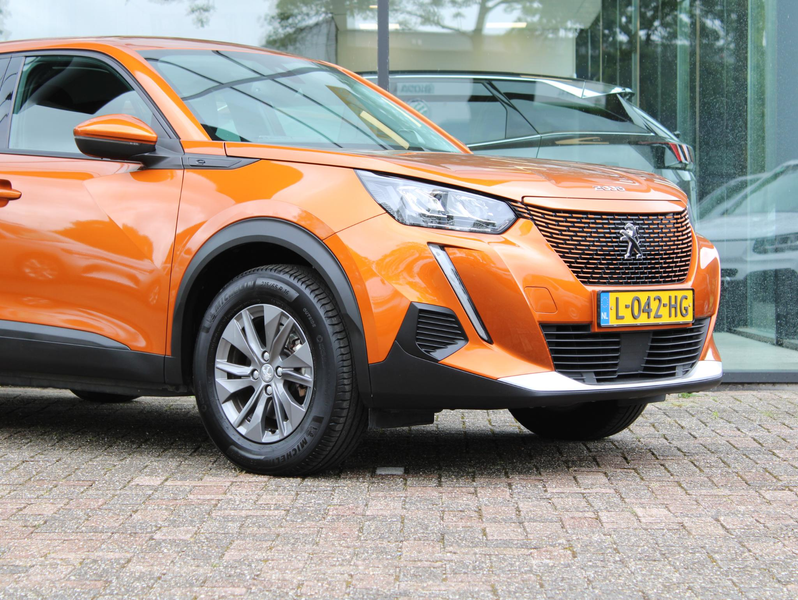 Peugeot e-2008 EV Active Pack 50 kWh | Navi / Camera / Airco — photo 11