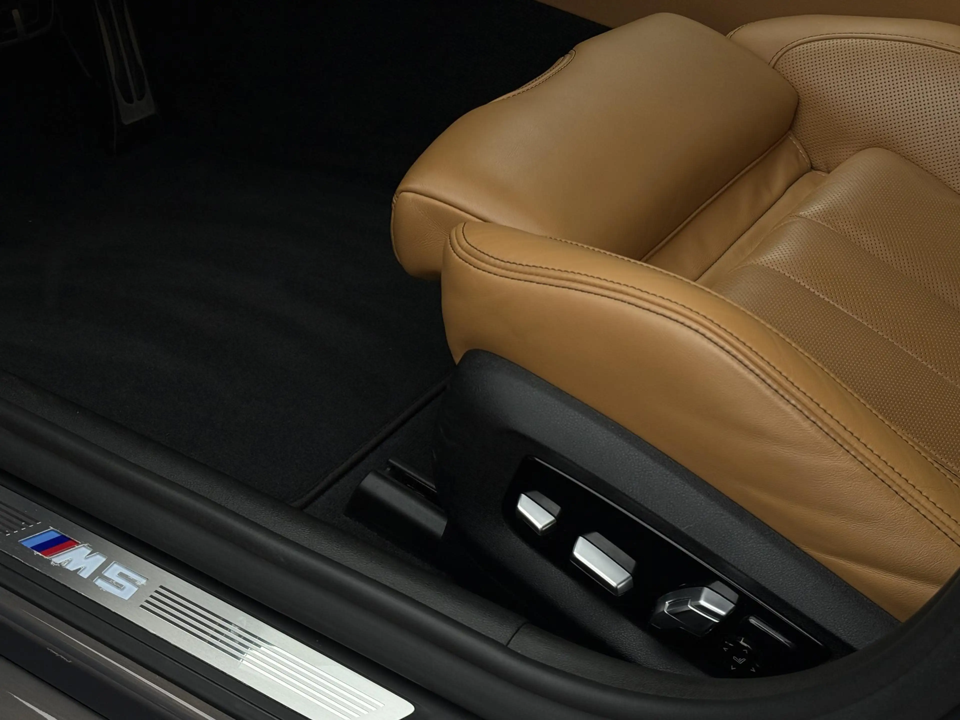 BMW M5 5-serie / 2de eigenaar / individual — photo 12