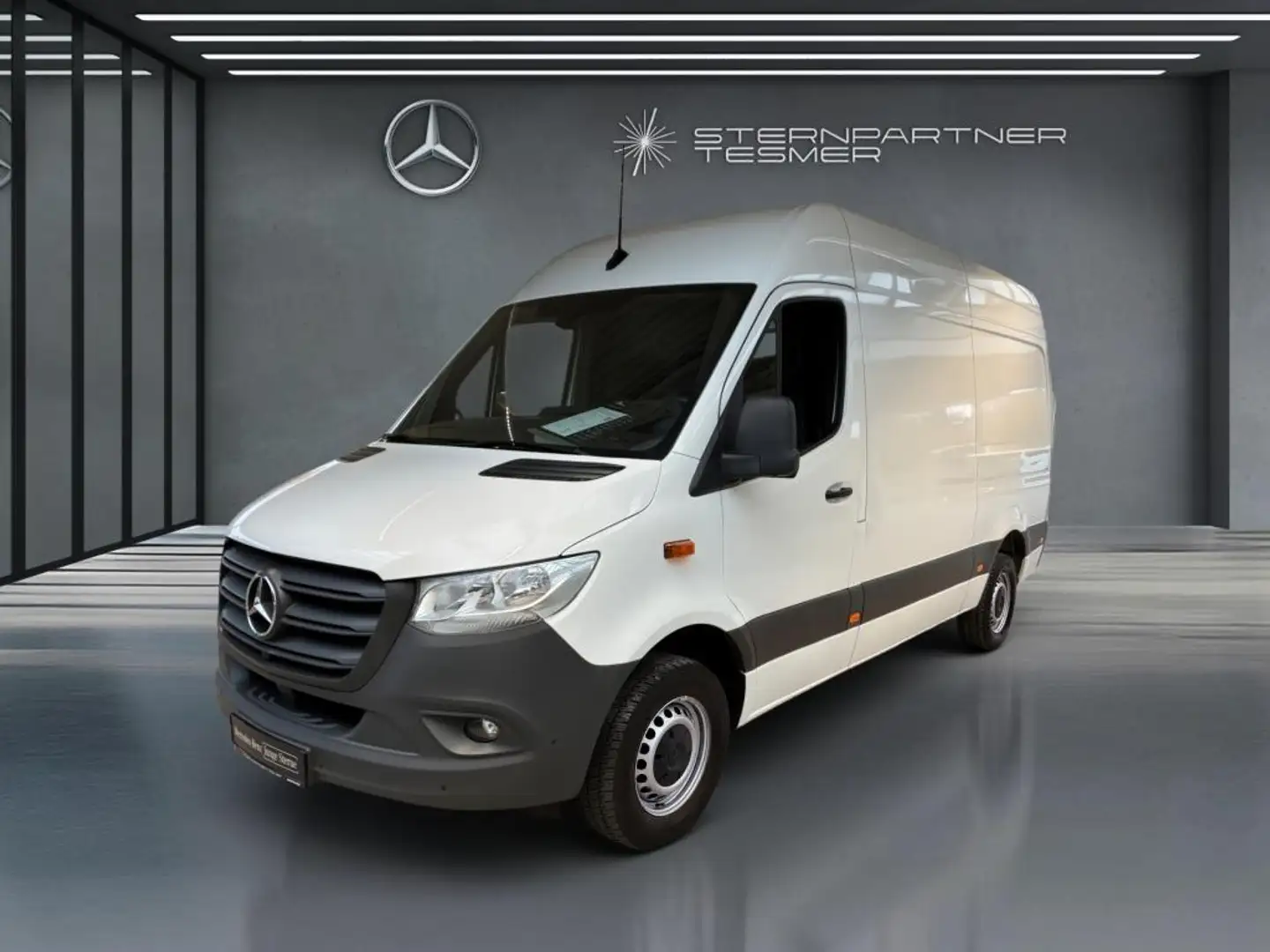 Mercedes-Benz Sprinter 317 CDI Kasten L2H2 +MBUX+360°+DAB+SHZ Weiß - 1
