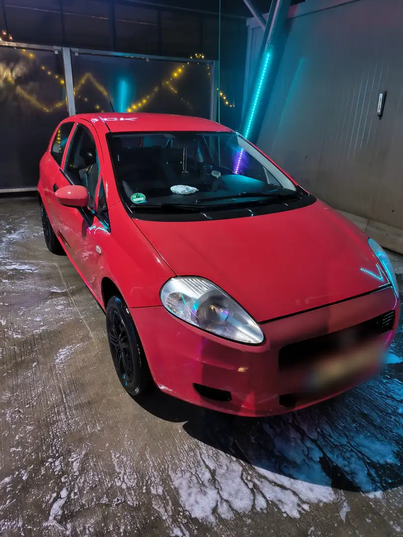 Fiat Grande Punto 1.2 8V Basis ( 09.2010->) Roşu - 1
