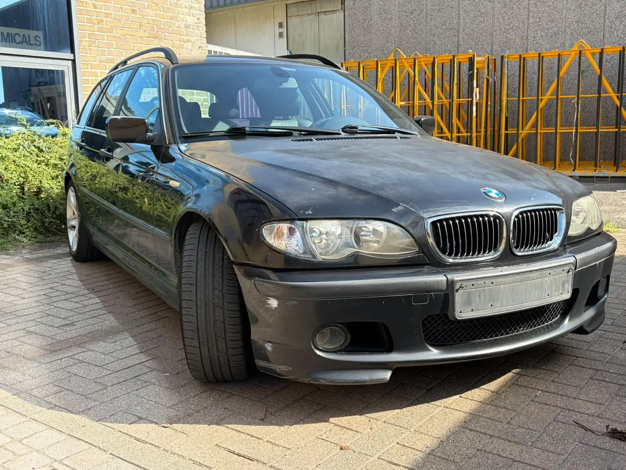 BMW 320