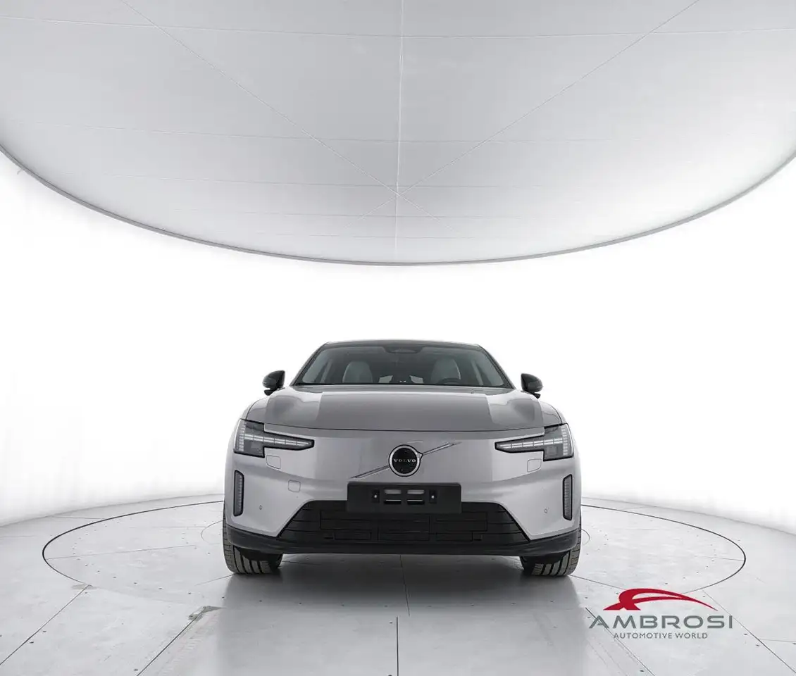 Volvo ES90 2026