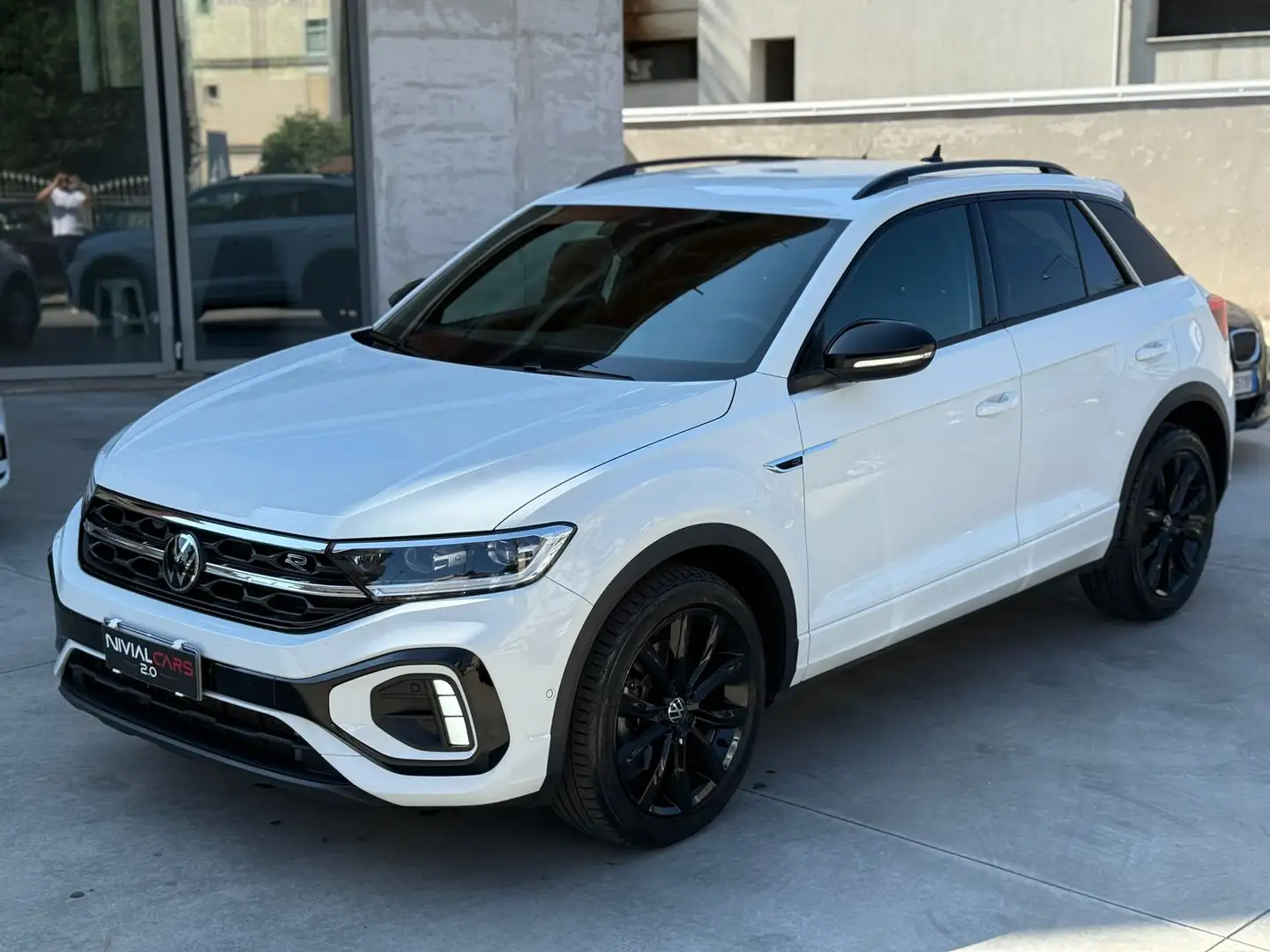 Volkswagen T-Roc R LINE 2.0 150cv /DSG/IQ LIGHT/GARANZIA UFF. VW Bianco - 1