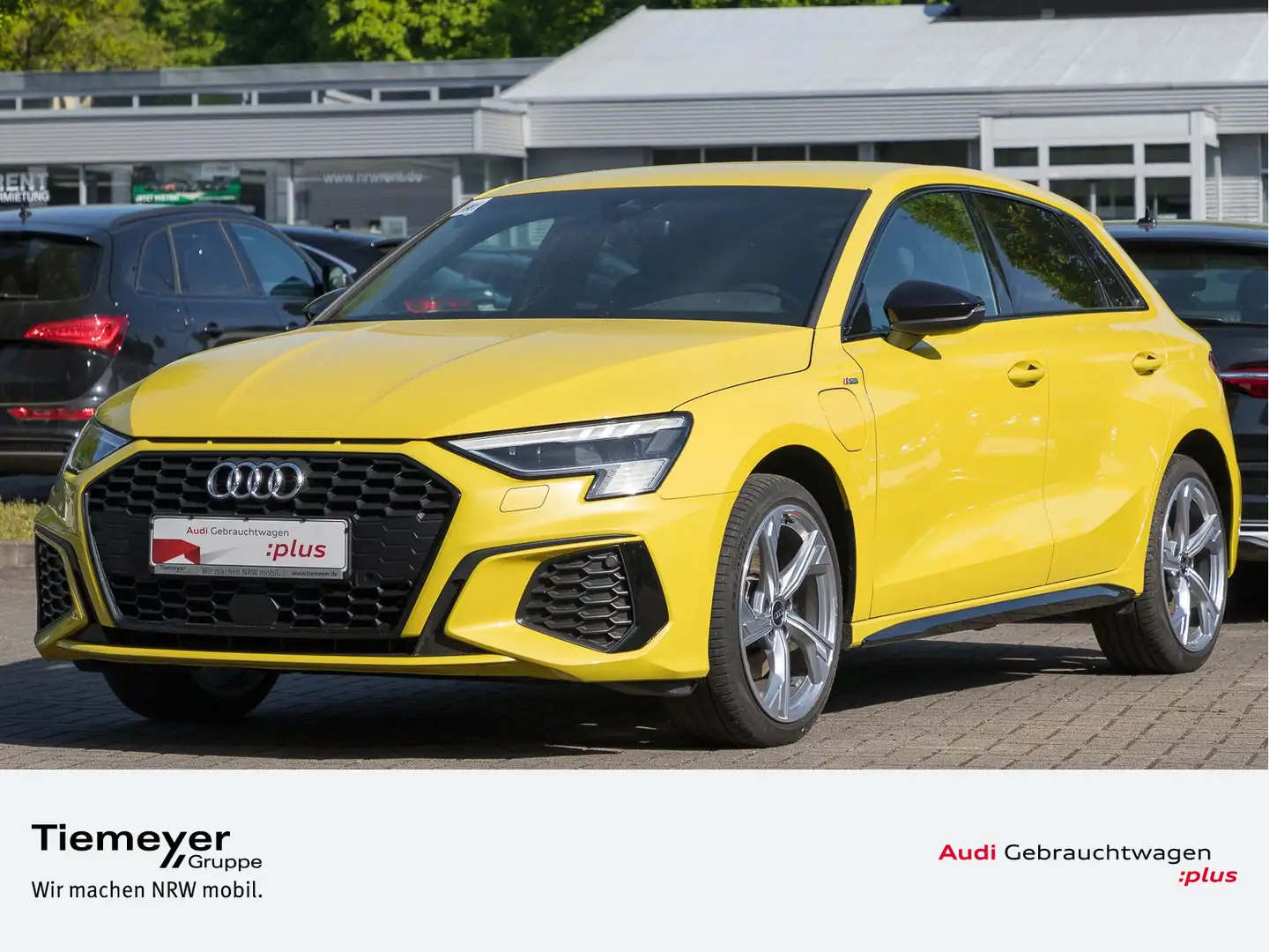 Audi A3 40 TFSIe 2x S LINE LM18 NAVI+ SITZH Jaune - 1