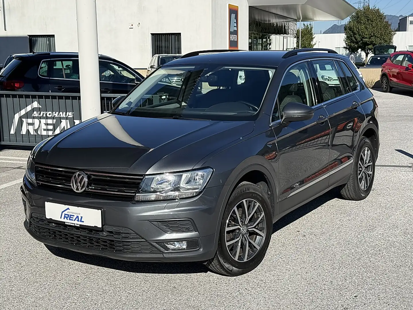 Volkswagen Tiguan 2.0 TDI BMT Comfortline 4Motion Silber - 1
