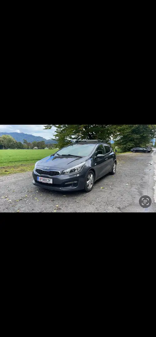 Kia Ceed / cee'd 1,6 CRDi Silber - 2
