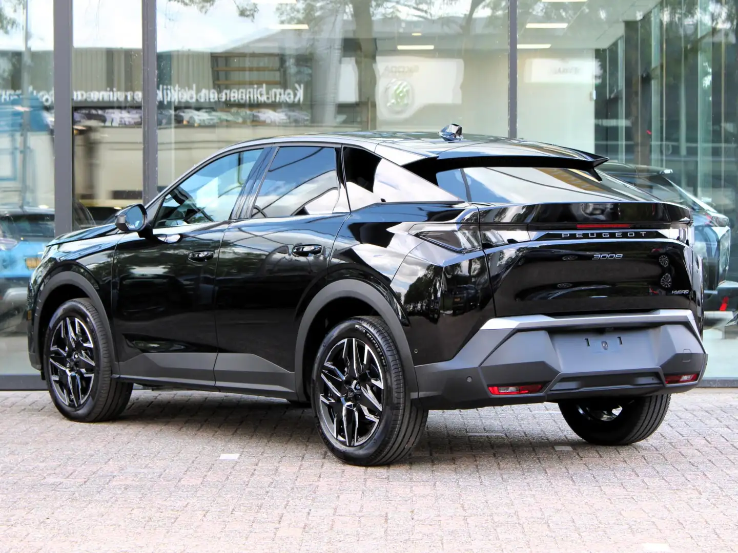 Peugeot 3008 1.2 Hybrid 145 Allure VOORRAAD KORTING Zwart - 2
