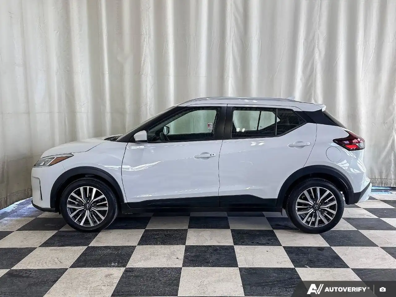 Nissan Kicks photo Nissan Kicks