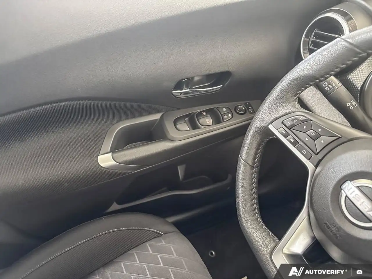Nissan Kicks photo Nissan Kicks