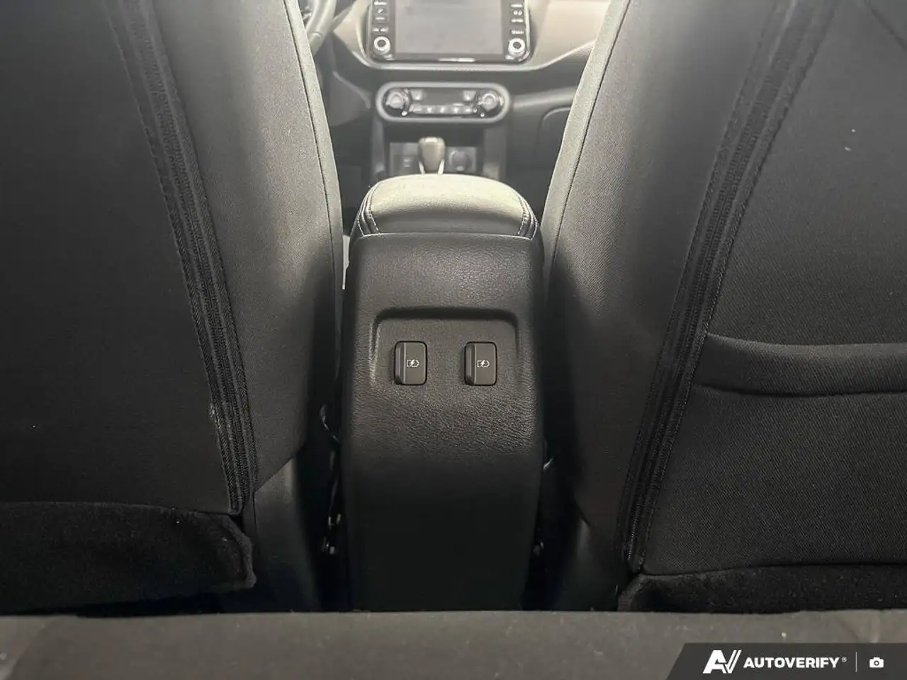 Nissan Kicks photo Nissan Kicks