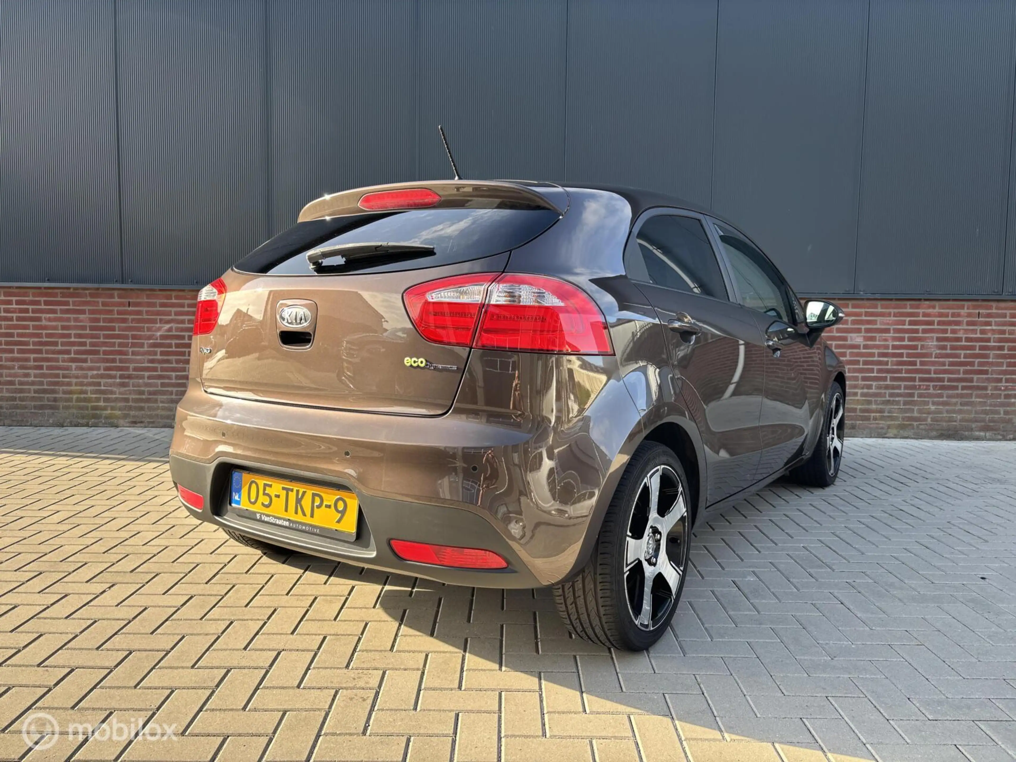 Kia Rio 1.2 CVVT Super Pack | Keyless | Nw motor + koppeli — photo 12