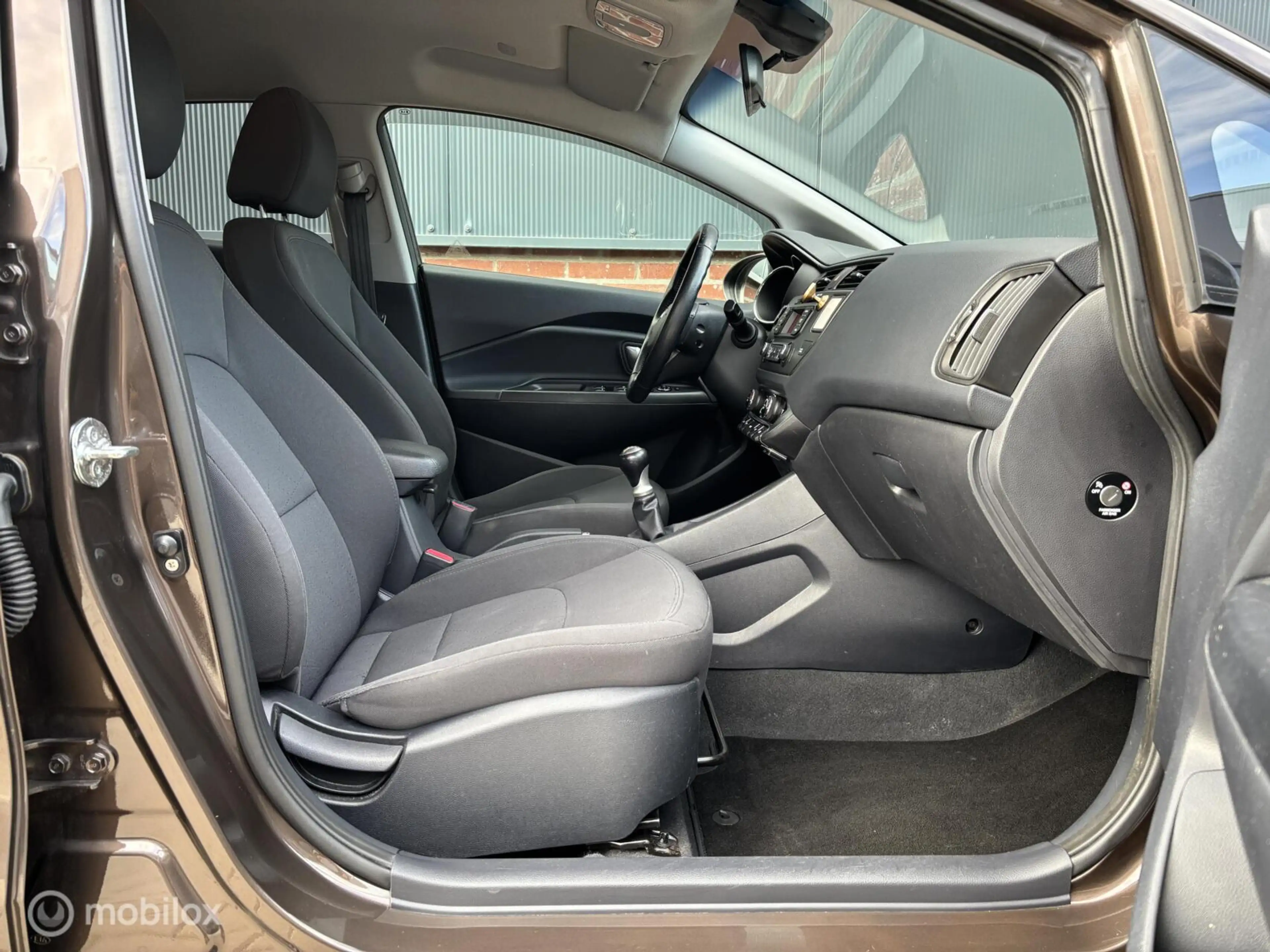 Kia Rio 1.2 CVVT Super Pack | Keyless | Nw motor + koppeli — photo 22