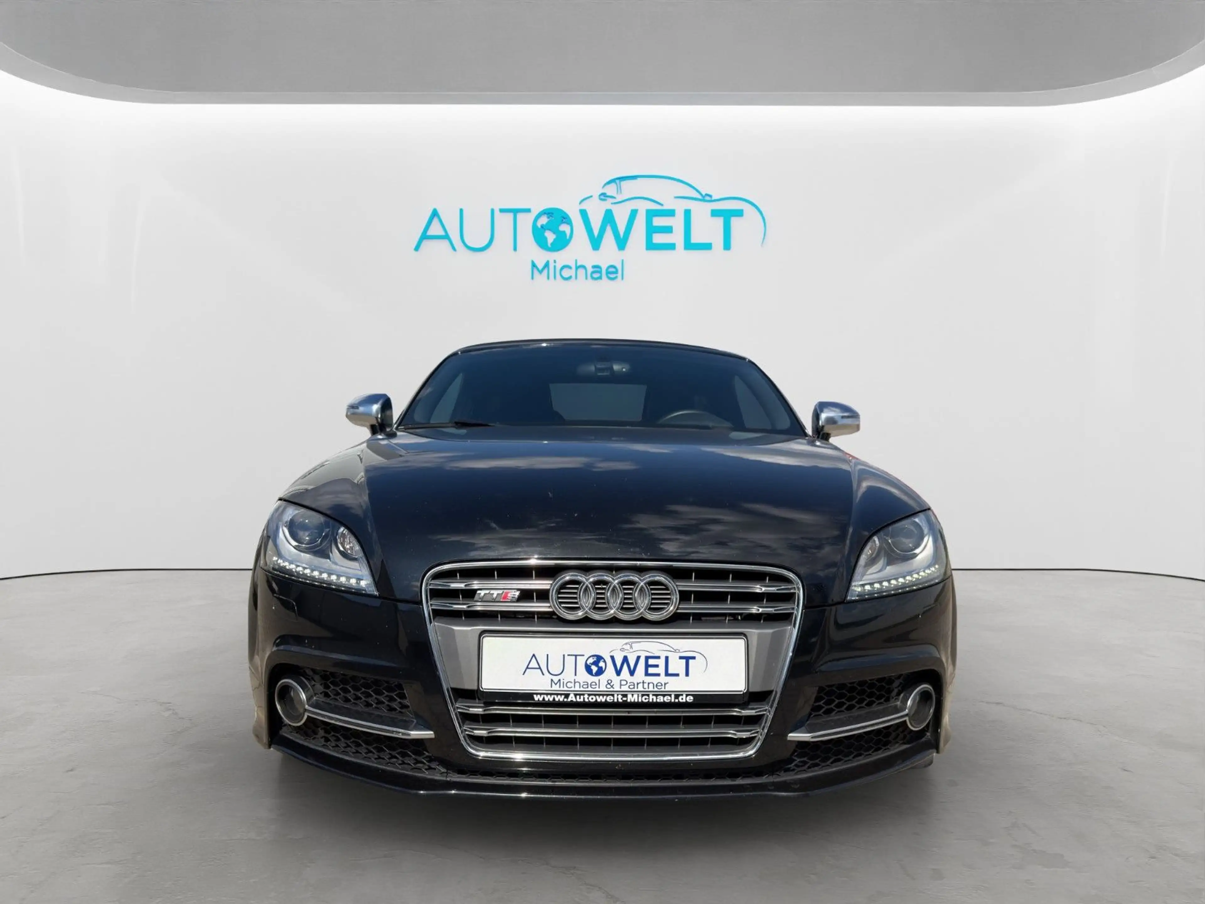 Audi TTS 2.0TFSI quattro Cabrio SITZH XEN BOSE NAV 20 — photo 2