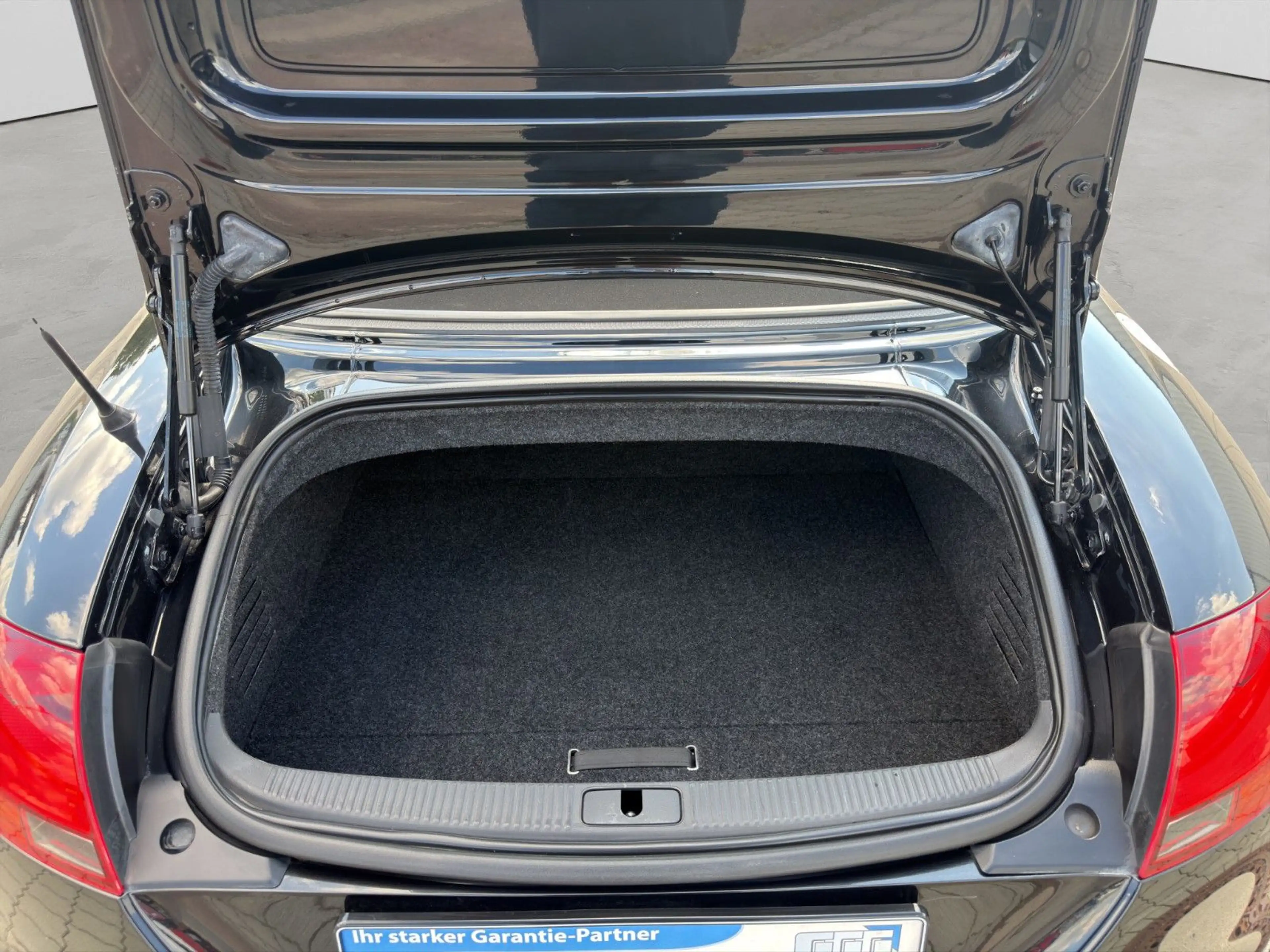 Audi TTS 2.0TFSI quattro Cabrio SITZH XEN BOSE NAV 20 — photo 10