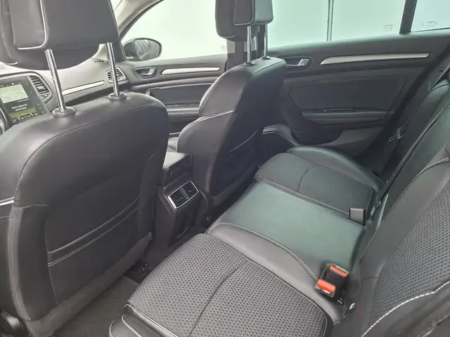 Renault Megane view 13