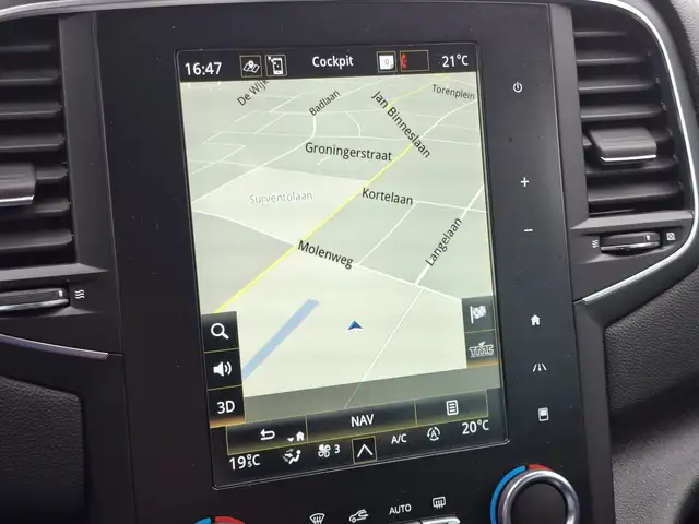 Renault Megane view 5