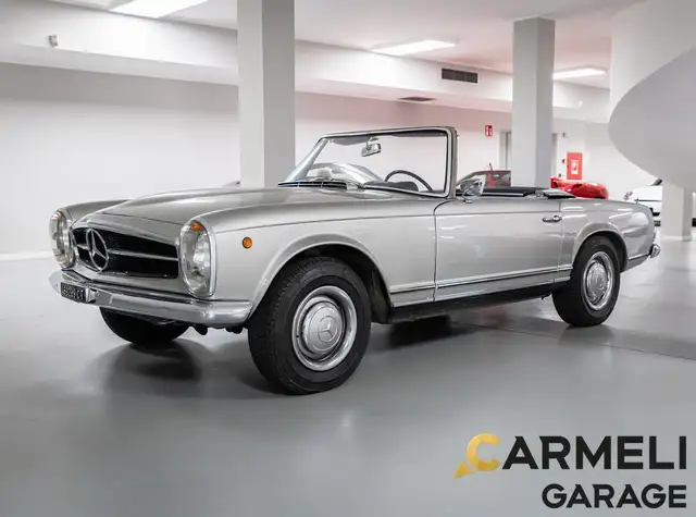 Mercedes-Benz SL 250 PAGODA W113 -ITALIANA-CAMBIO MANUALE A 5 MARCE