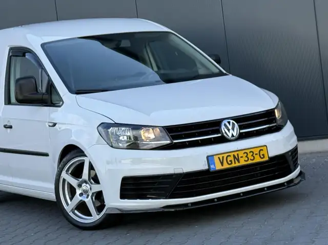 Volkswagen Caddy view 12